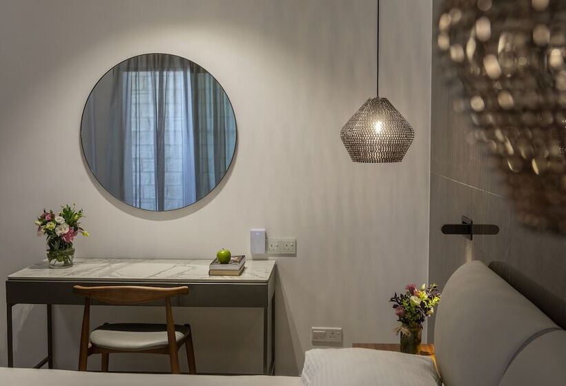 חדר סופריור, Aliathon Ionian