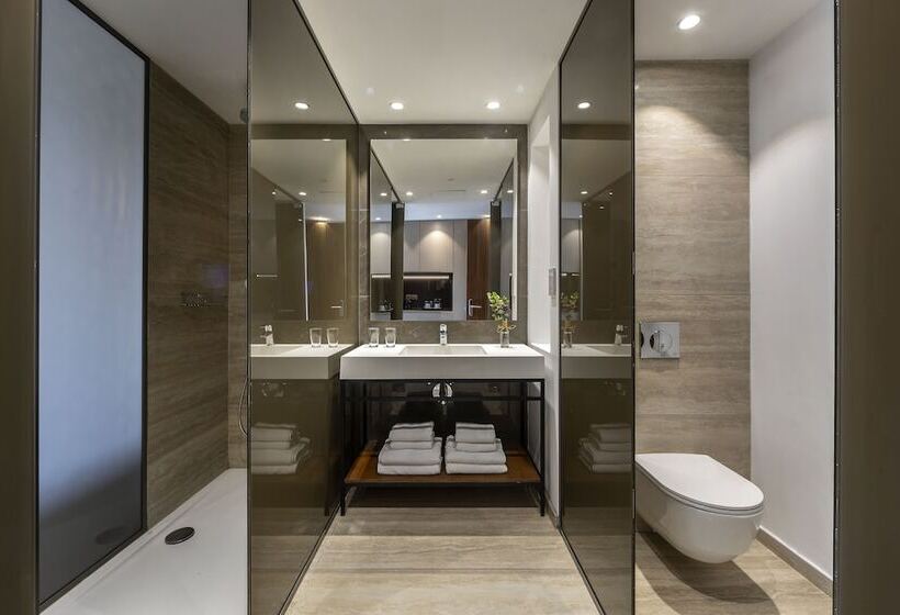 חדר משפתחתי סופריור, Aliathon Ionian