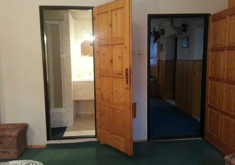 Трехместный Номер Комфорт, Penzion Zdiaran   Milan Tomaskovic