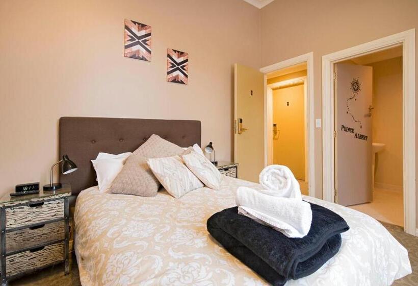 غرفة قياسية, The Prince Albert Backpackers & Bar