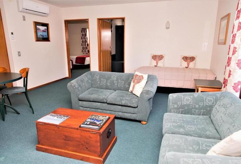 침실 2개 아파트, Aspen Lodge Motel