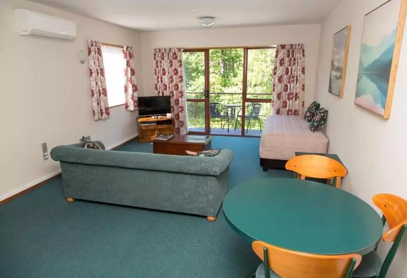 Huoneisto 1 Makuuhuone, Aspen Lodge Motel
