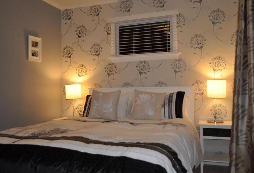 اتاق استاندارد, 16 Havelock