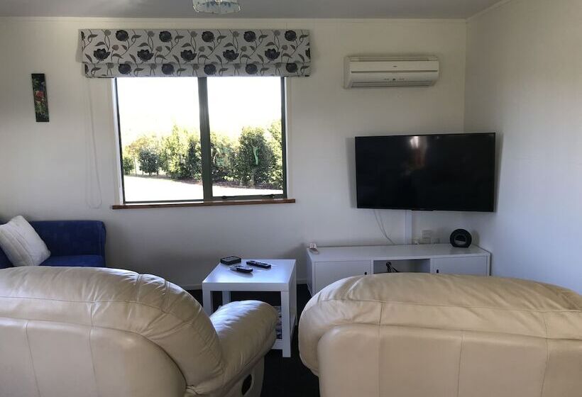 １ベッドルームハウス, Bluebell Lodge And Cottage