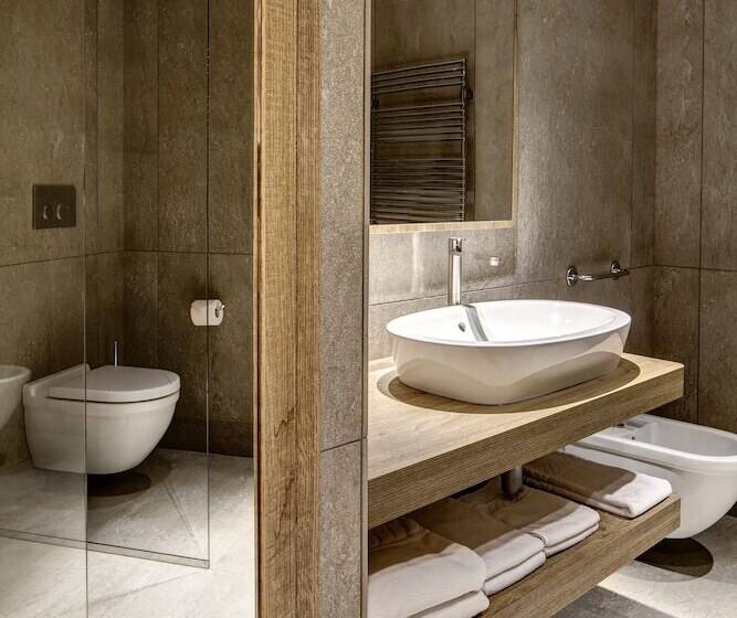 コンフォートルーム, Grand Hotel Courmayeur Mont Blanc, By R Collection Hotels