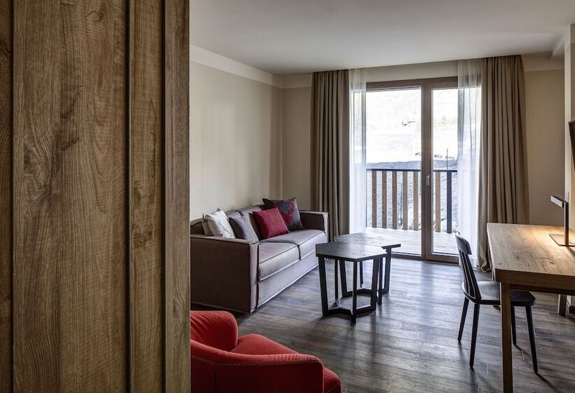 Номер Deluxe, Grand Hotel Courmayeur Mont Blanc, By R Collection Hotels