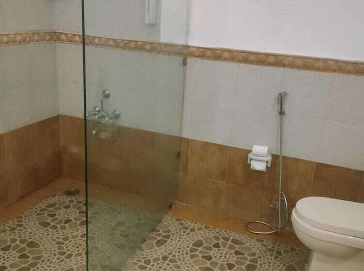 סוויטה דלוקס, Deogarh Mahal