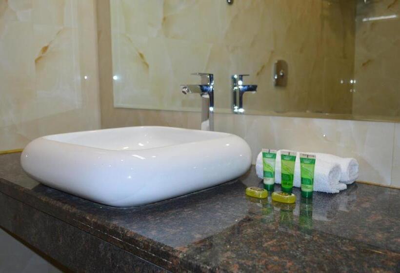 Номер Deluxe, Grandeur De Sanchi  Luxury Beach Resort & Spa