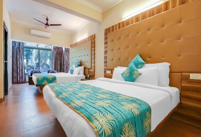 Семейный Номер Вид на Бассейн, Grandeur De Sanchi  Luxury Beach Resort & Spa