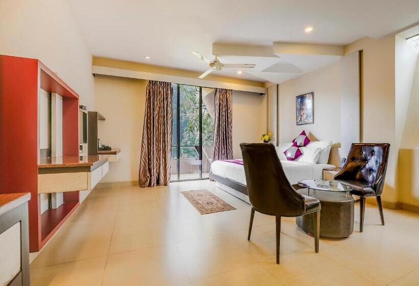 Номер Deluxe с Гидромассажем, Grandeur De Sanchi  Luxury Beach Resort & Spa