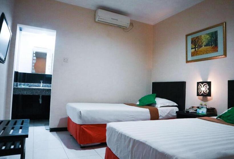 חדר דלוקס, Helios Hotel Malang