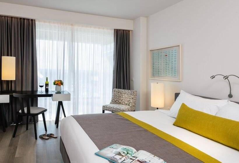 Люкс Вид на Море, Herods Herzliya