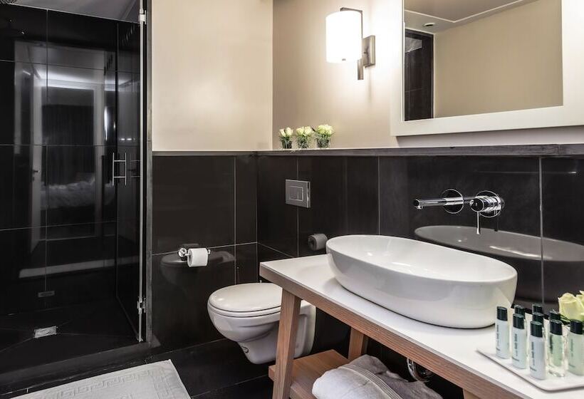 Номер Executive Вид на Бассейн, Herods Herzliya