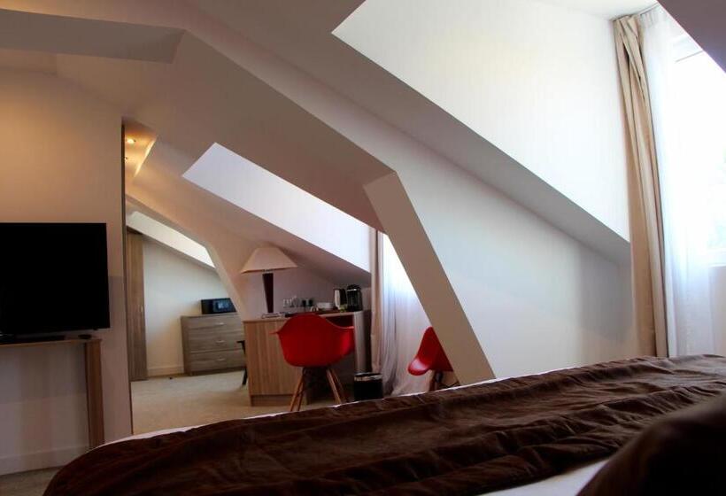 חדר דלוקס, L Esturgeon