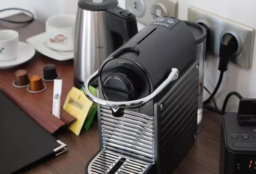 スタンダードルーム, L Esturgeon