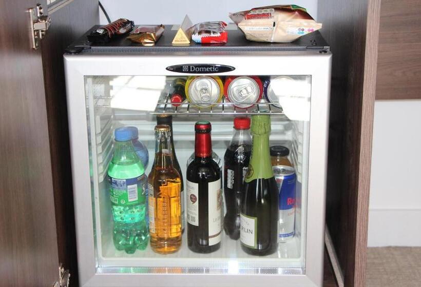 חדר משפחתי דלוקס, L Esturgeon