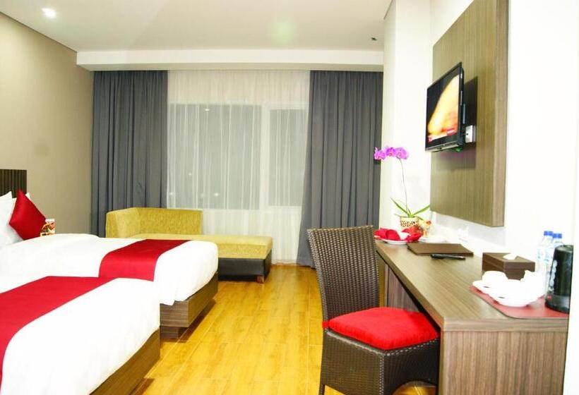 Номер Deluxe, Merapi Merbabu Hotels Bekasi