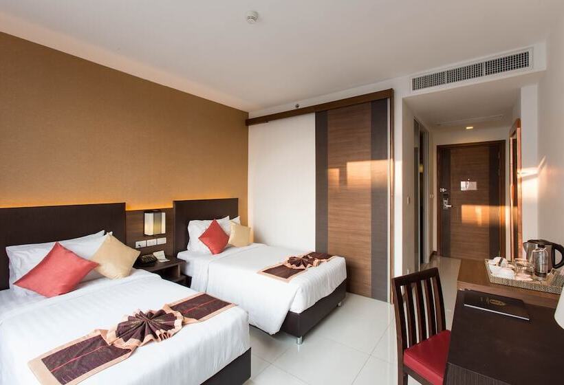 غرفة ديلوكس مطلة على حمام السباحة, Mida Grande Hotel Dhavaravati Nakhon Pathom Sha Plus