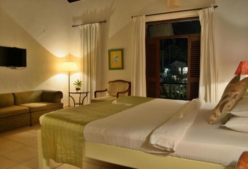 جناح مزوَّد بشرفة, O Pescador An Indy Resort