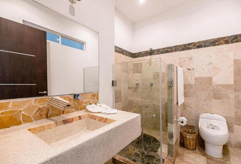 חדר דלוקס, Rockaway