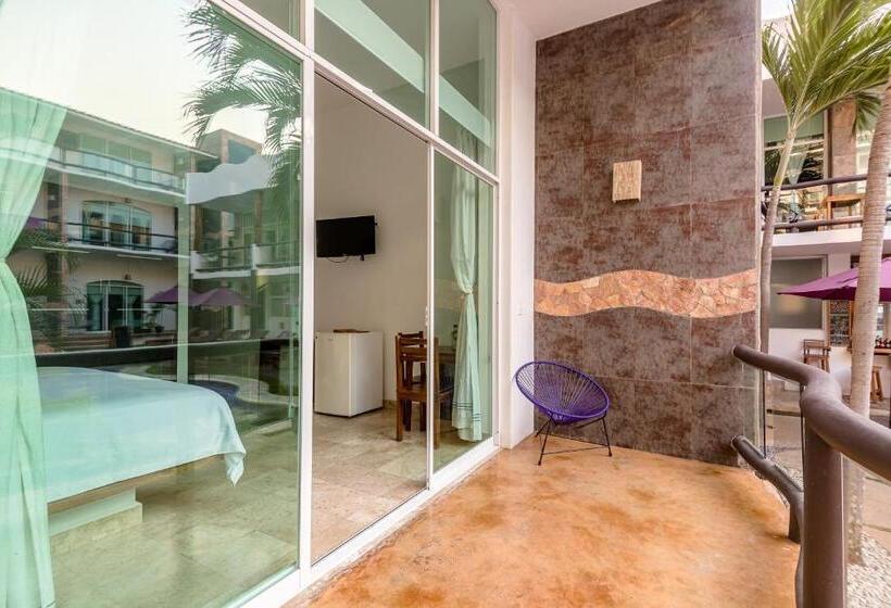 חדר דלוקס, Rockaway