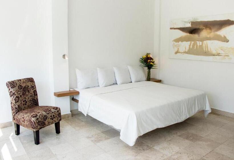 דירת חדר, Rockaway