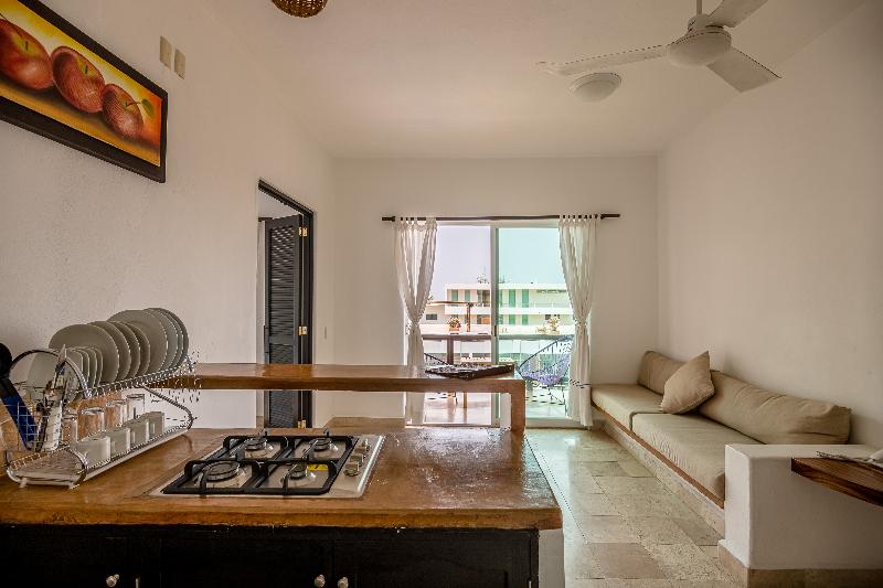 סוויטת ג'וניור, Rockaway