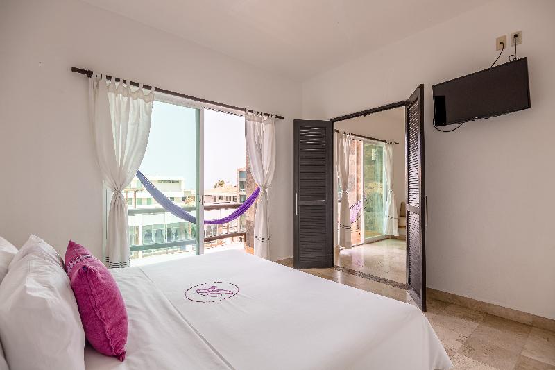 סוויטת ג'וניור, Rockaway