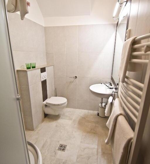 Семейный Номер, Sasone Rooms