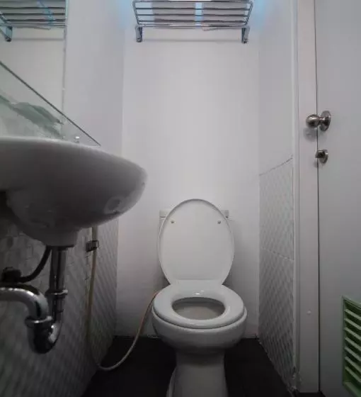 اتاق استاندارد, Swift Inn Aeropolis Airport