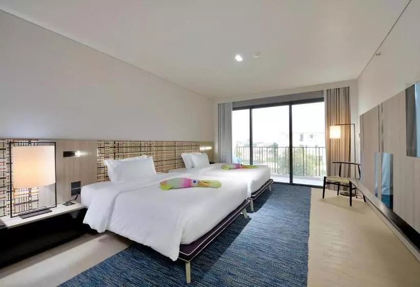クイーンベッドのデラックスルーム, Veranda Resort Pattaya   Mgallery By Sofitel