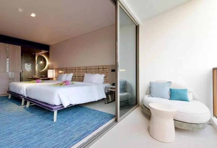 クイーンベッドのデラックスルーム, Veranda Resort Pattaya   Mgallery By Sofitel