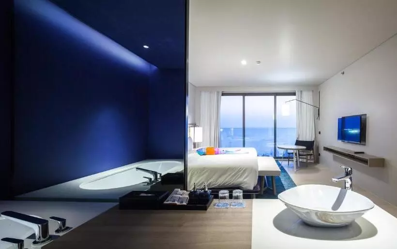 プール付き１ベッドルームヴィラ, Veranda Resort Pattaya   Mgallery By Sofitel