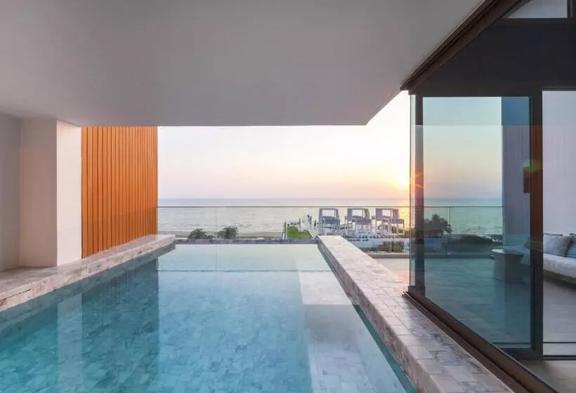 プール付き１ベッドルームヴィラ, Veranda Resort Pattaya   Mgallery By Sofitel