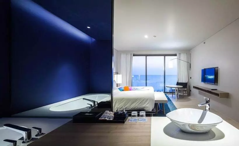 プール付き１ベッドルームヴィラ, Veranda Resort Pattaya   Mgallery By Sofitel