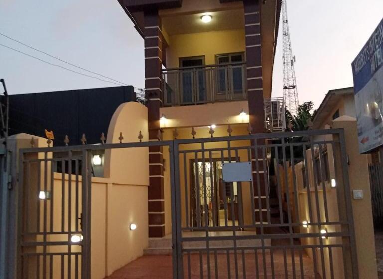 سوییت, Marrets International Hotel   Express