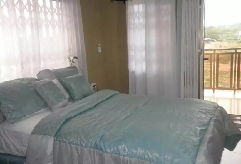 سوییت, Marrets International Hotel   Express