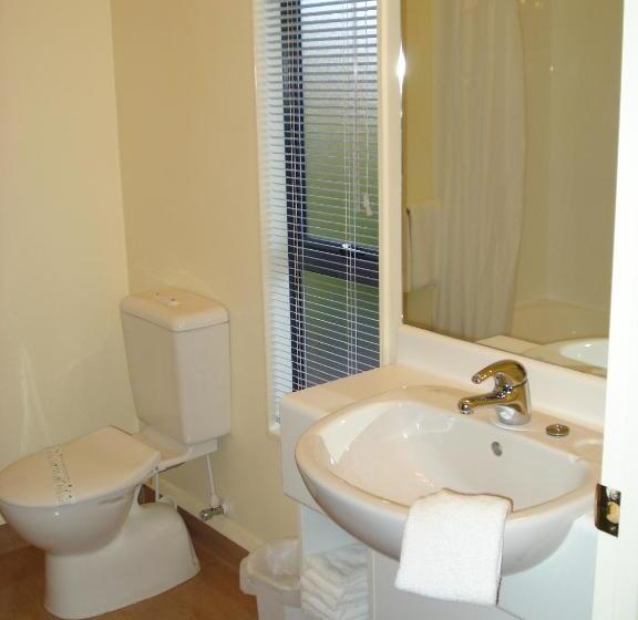 חדר סטנדרט, The Peaks Motor Inn