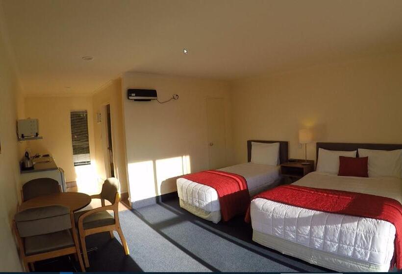 חדר סטנדרט, The Peaks Motor Inn