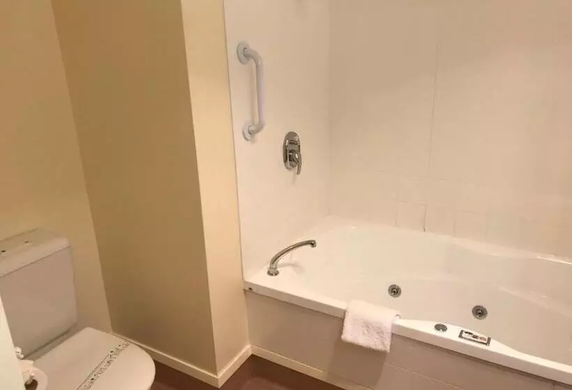 Deluxe-huone King-vuode, The Peaks Motor Inn