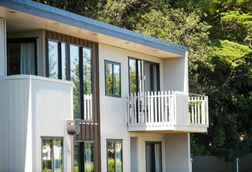 Апартаменты 3 Спальни, Waikanae Beach Ocean View Apartments