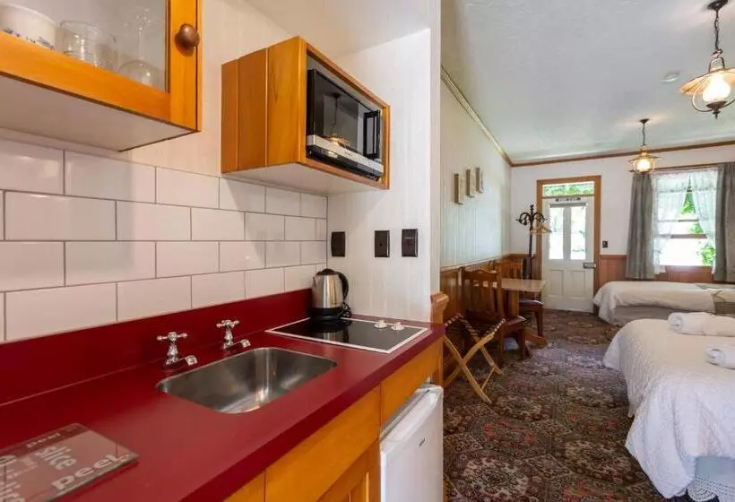 Standard-studio, Settlers Cottage Motel