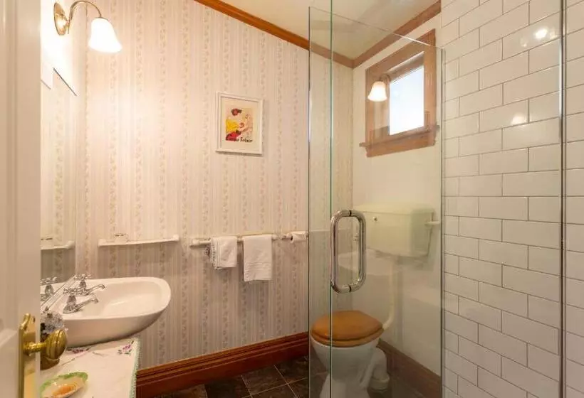 Standard-studio, Settlers Cottage Motel
