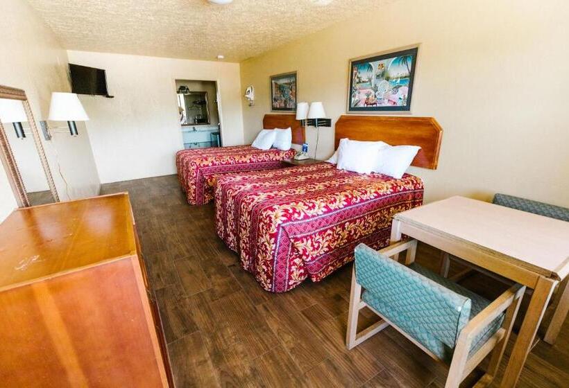 חדר סטנדרט שתי מיטות זוגיות, Summer Breeze Motel