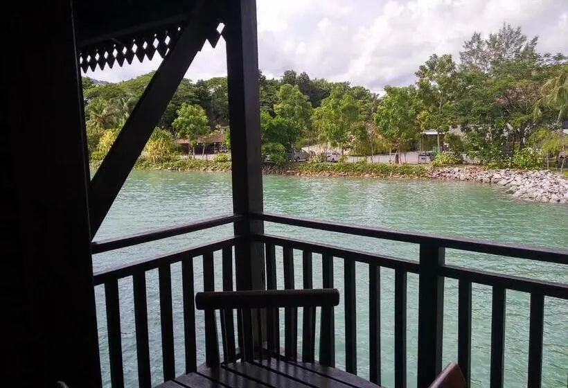 استودیوی استاندارد, De Water Chalet Langkawi Lagoon