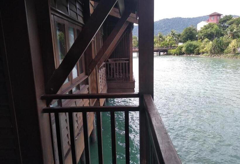 إستوديو قياسى, De Water Chalet Langkawi Lagoon