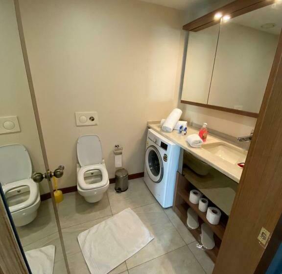 スタンダードスタジオ, Eli̇t Sui̇t