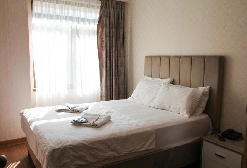 スイート(家族用), Eli̇t Sui̇t