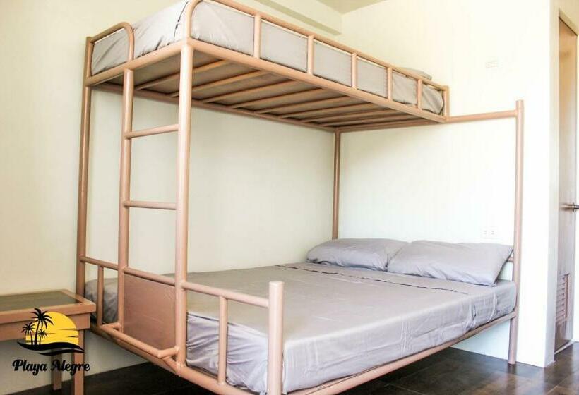 Economy Triple Room, Playa Alegre