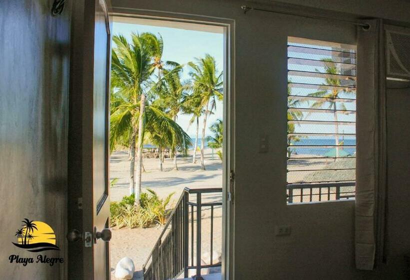 Economy Triple Room, Playa Alegre